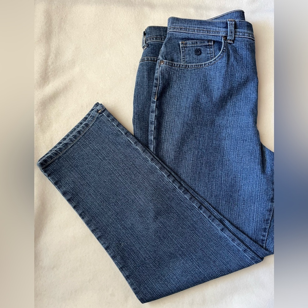 Gloria Vanderbilt straight leg jeans - Picture 1 of 1